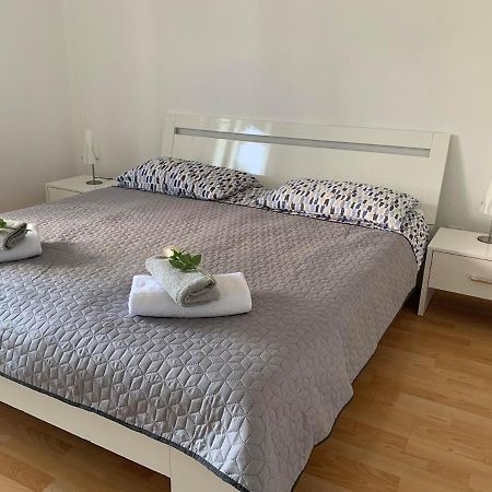 Apartmaji Amitis Порторож Екстер'єр фото