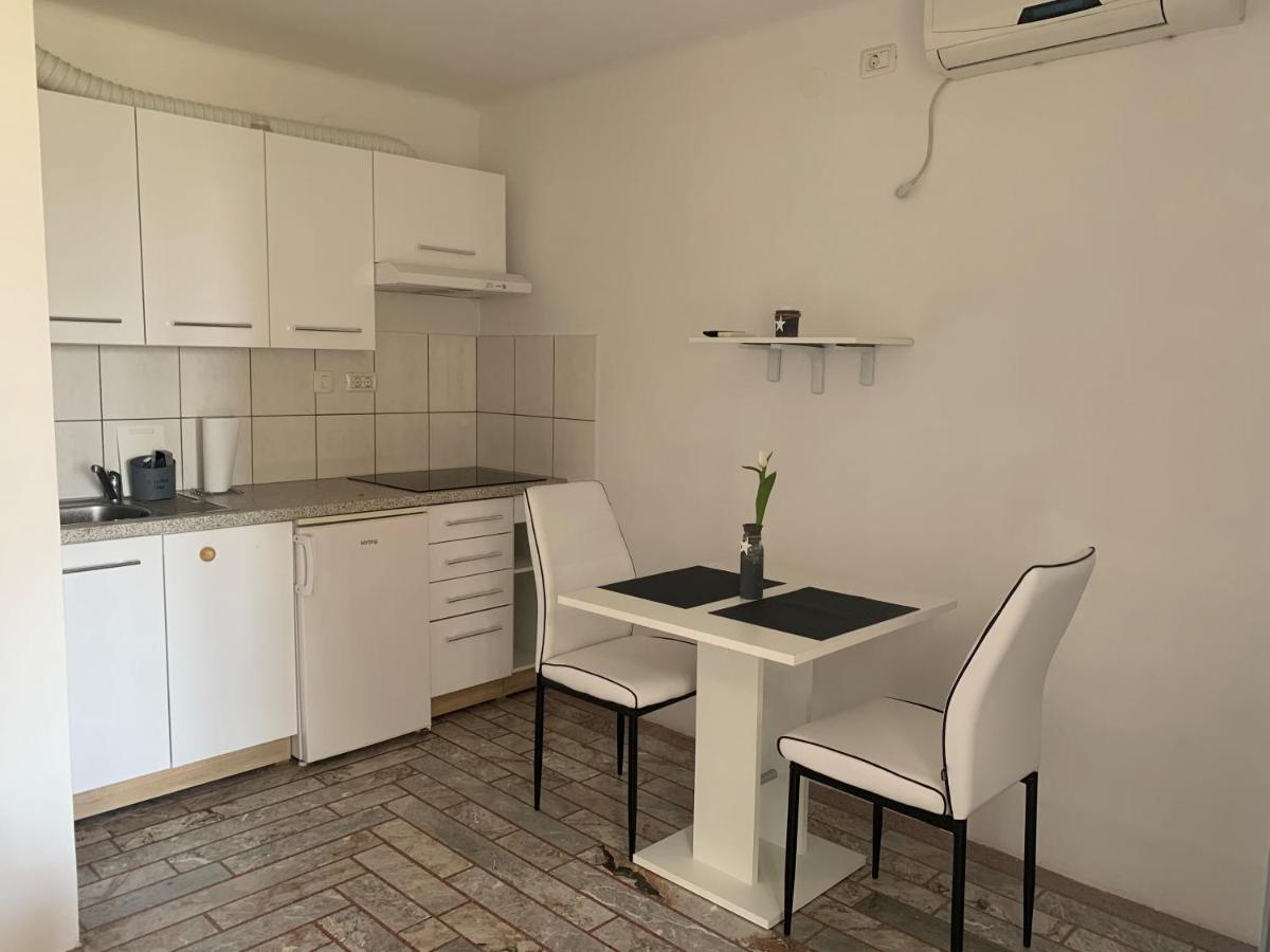 Apartmaji Amitis Порторож Екстер'єр фото
